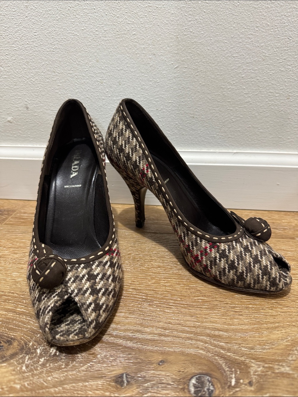Prada Donna Brown Houndstooth Peep-Toe Heels with Subtle Red Accents